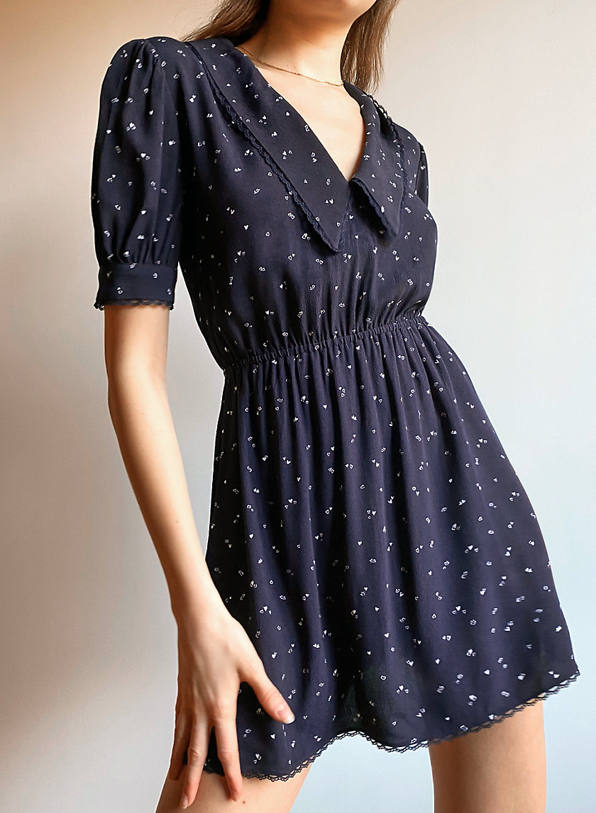 aki dress aritzia