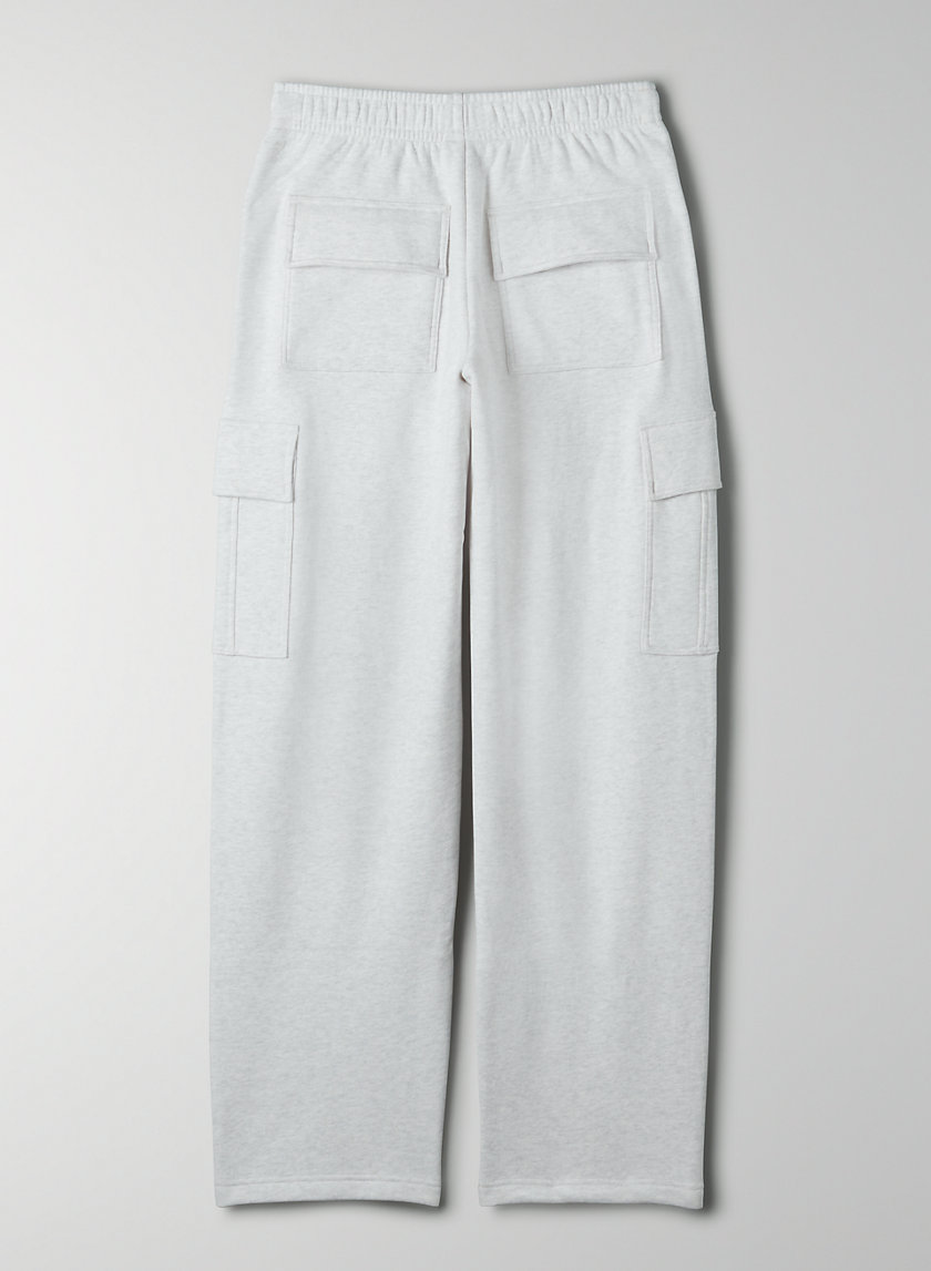 Tna COZY FLEECE MEGA CARGO SWEATPANT | Aritzia INTL