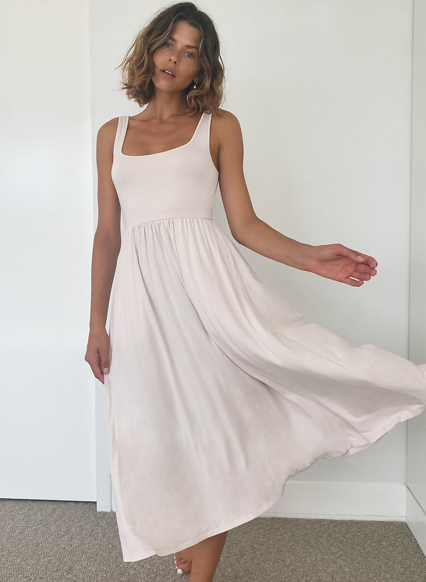 assonance dress aritzia