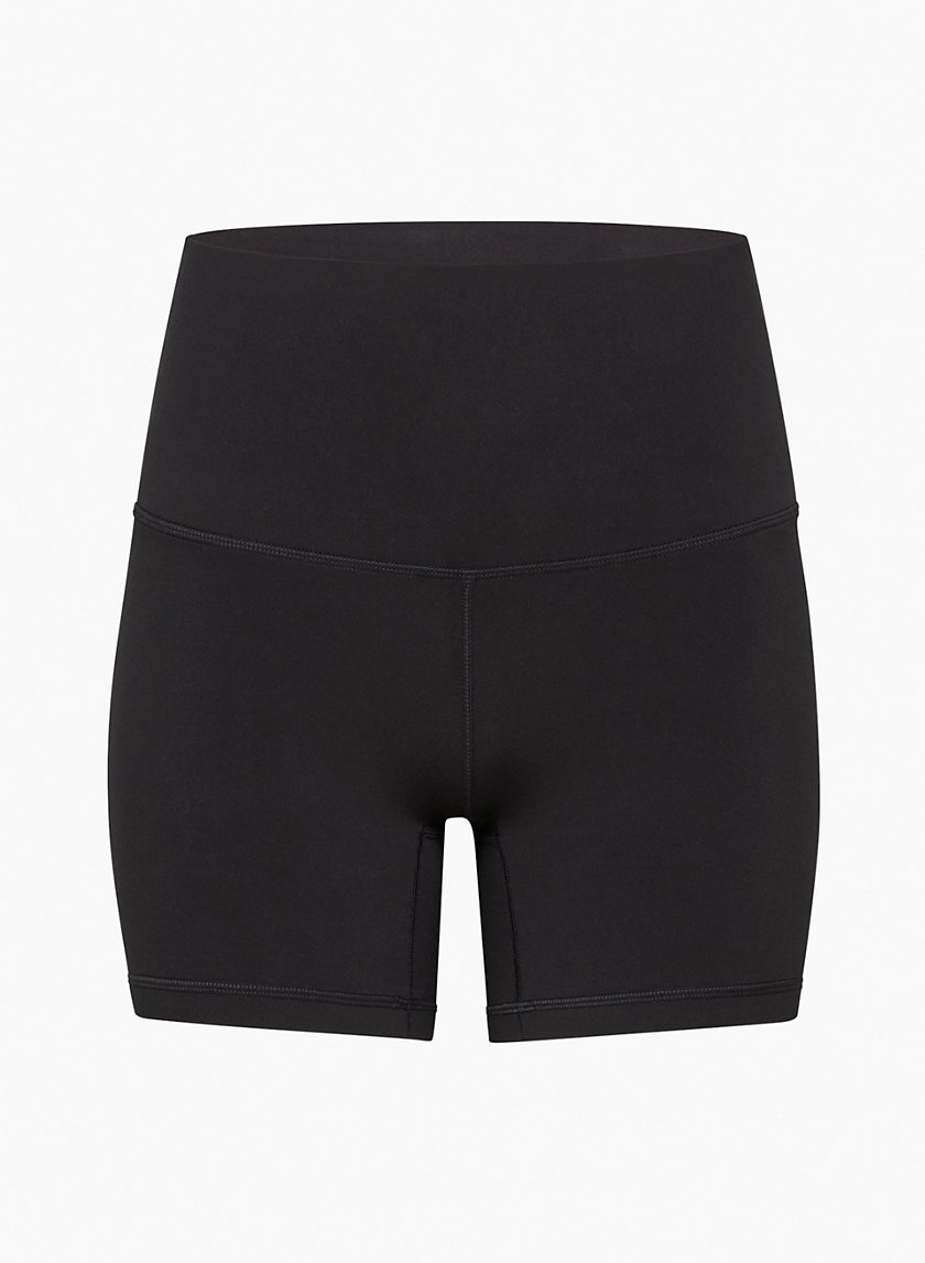 Aritzia TnaBUTTER 5” Shorts Styling & Review