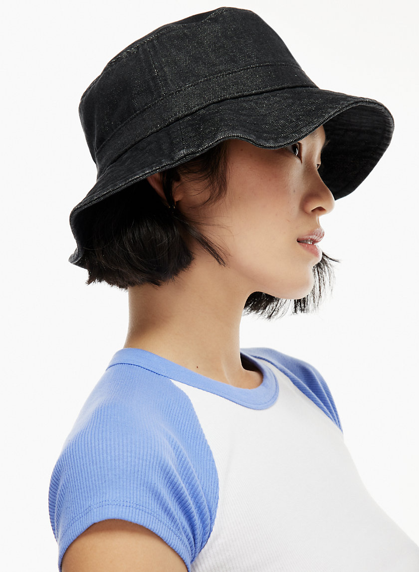 Tna LOGO BUCKET HAT Aritzia INTL