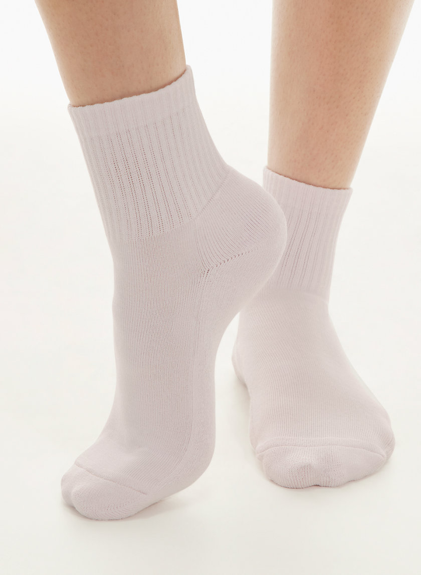 Tna BASE GRIP ANKLE SOCK 3-PACK | Aritzia CA