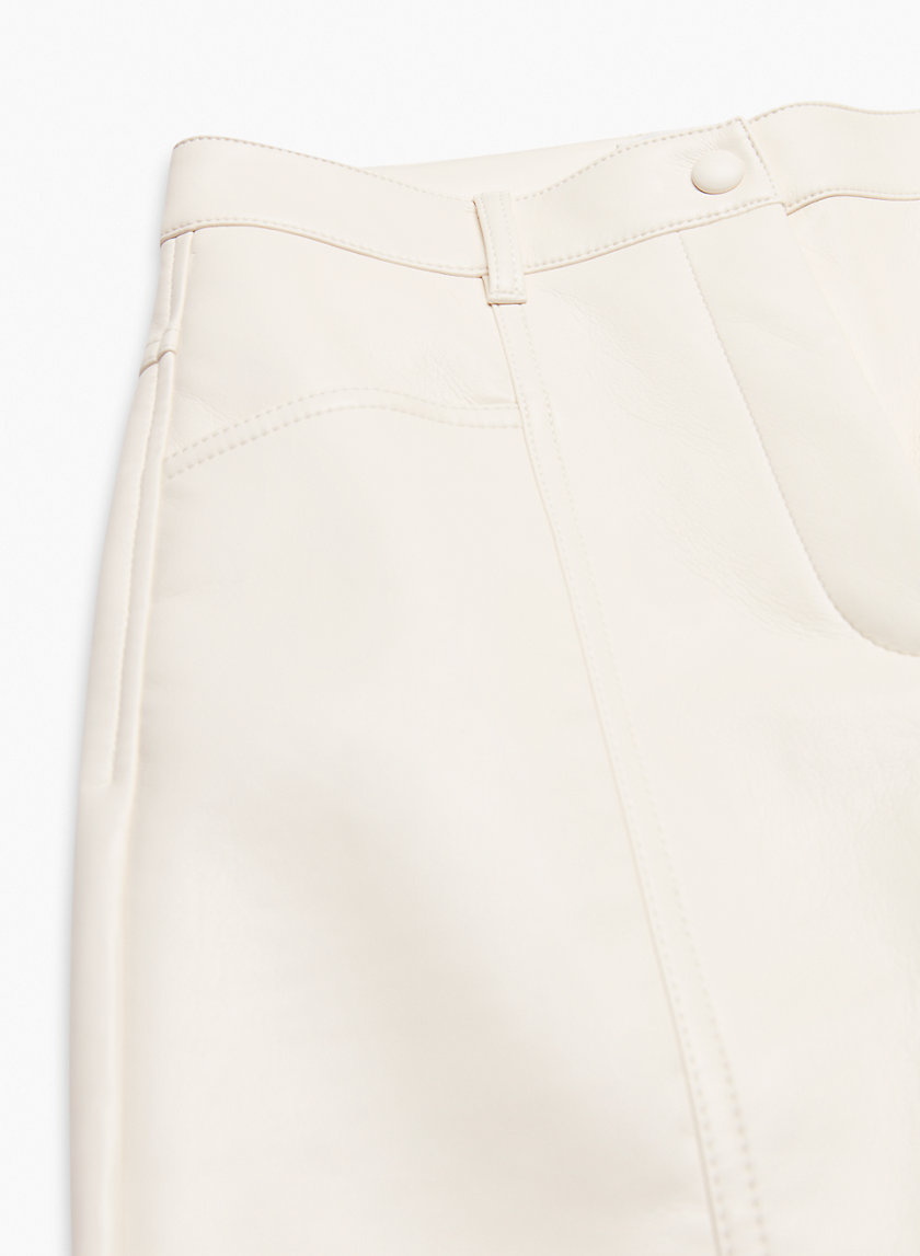 Shop All Women's Clothing | Aritzia CA