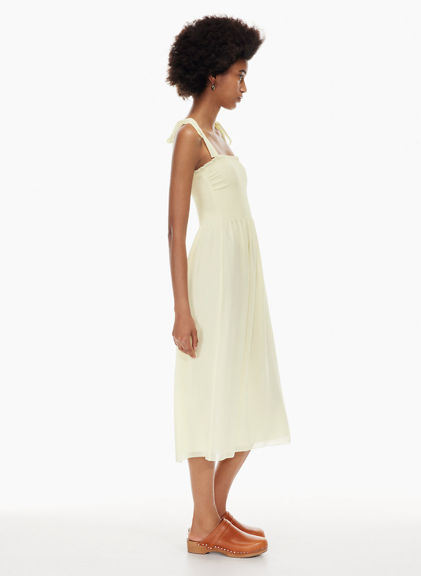 aritzia maternity clothes