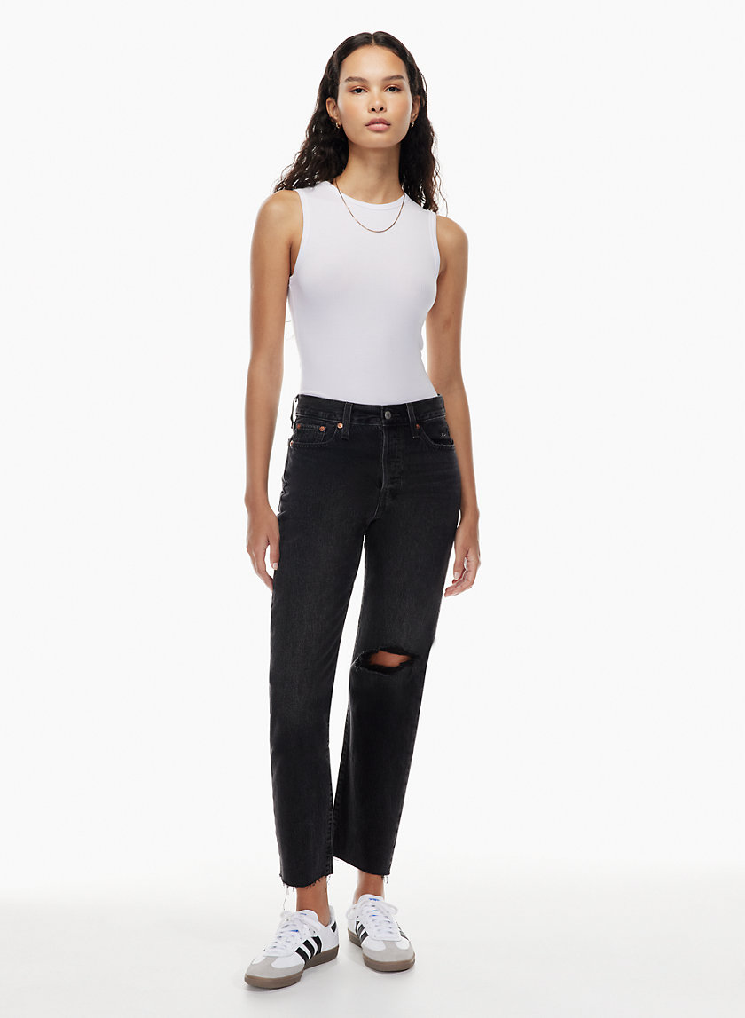 aritzia levi's wedgie straight