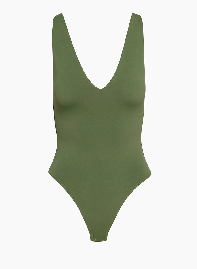 Confirmed: they indeed started branding their bodysuits and changed their  labels :( : r/Aritzia