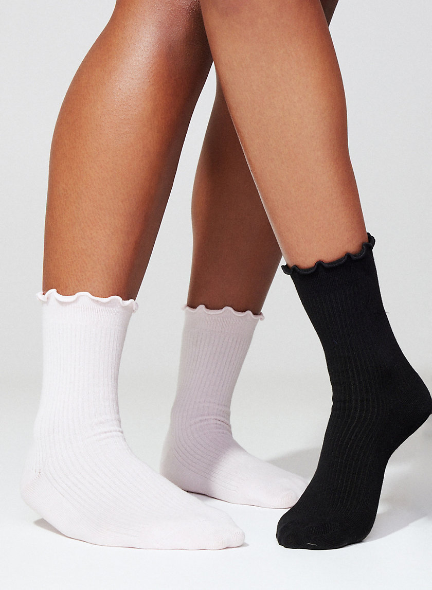 Socks & Tights For Women | Aritzia Us