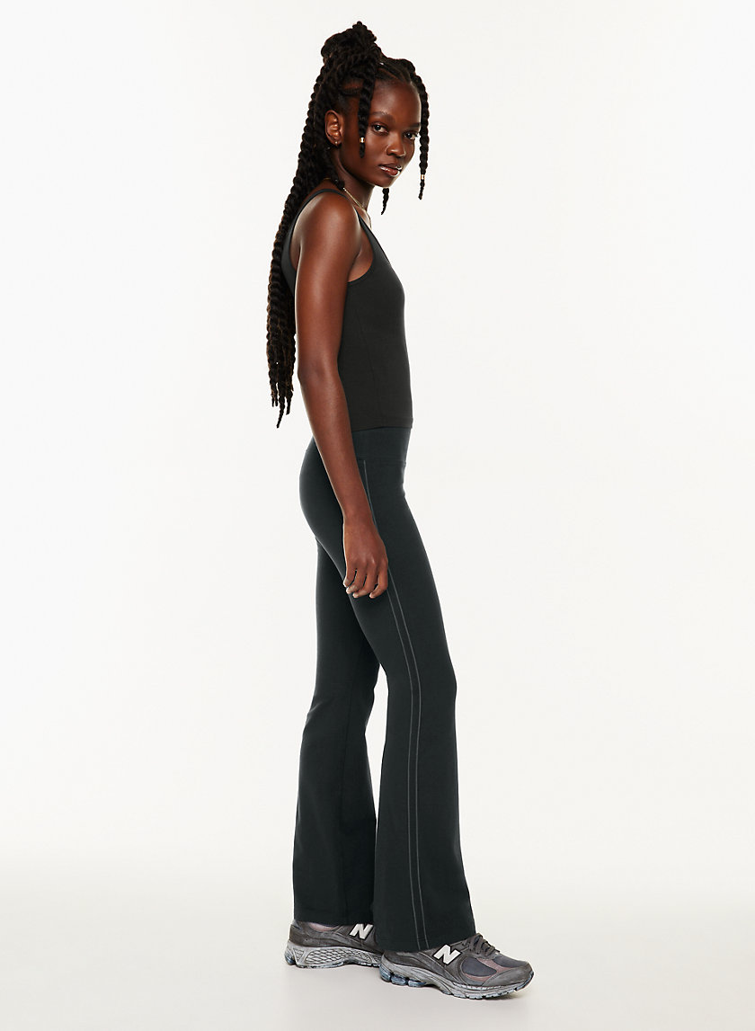 Tna HOLDIT™ ATMOSPHERE FLARE HIRISE LEGGING Aritzia CA