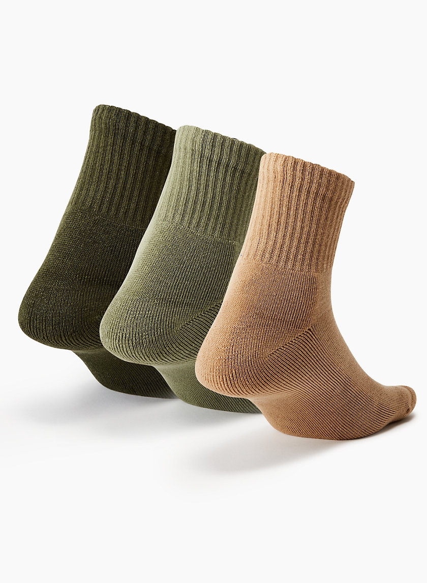 Tna BASE ANKLE SOCK 3-PACK | Aritzia INTL
