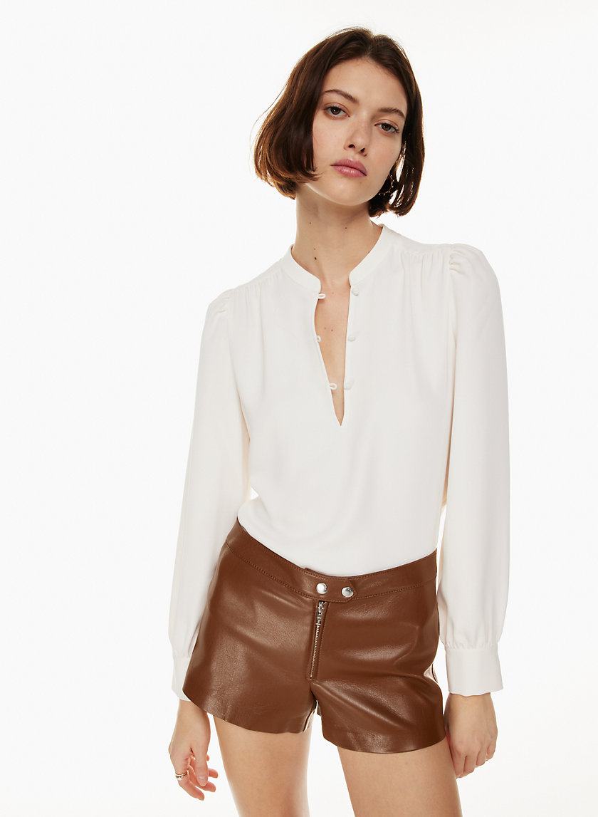 ARIETTA – CASUAL SOLID COLOR RUFFLE V-NECK BLOUSE