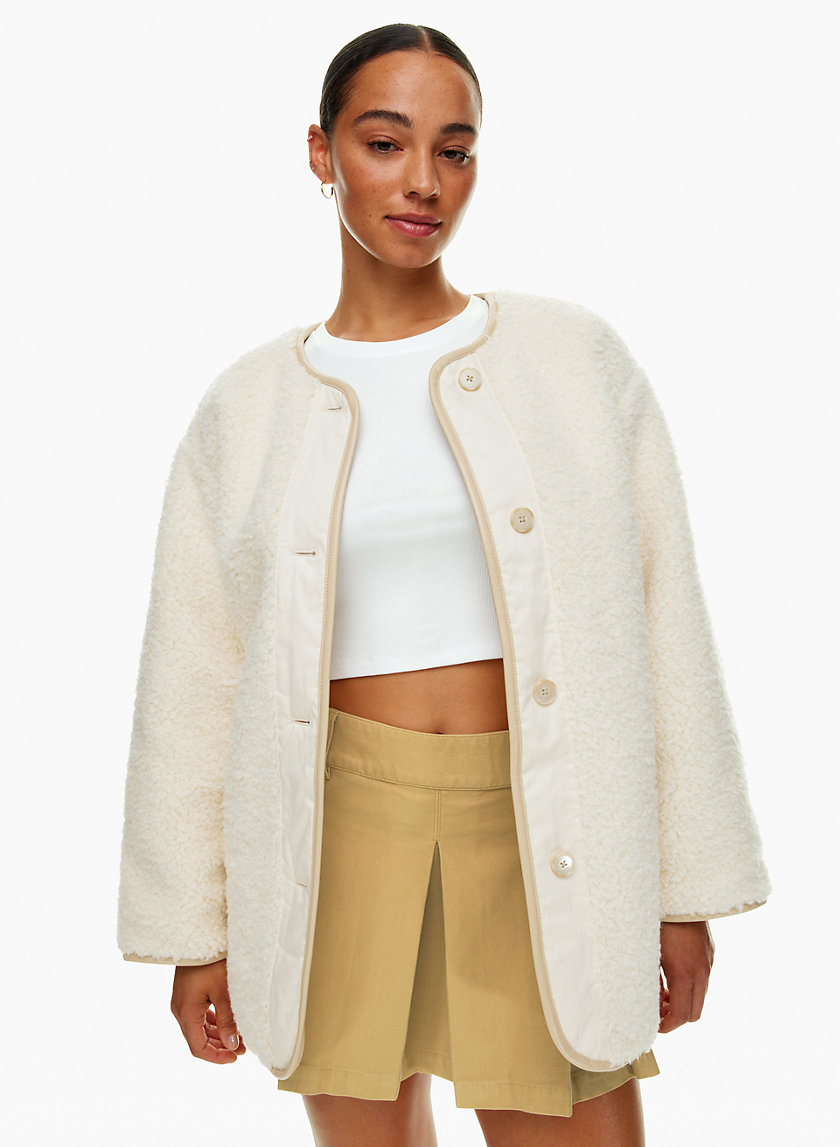 Aritzia hotsell fuzzy jacket