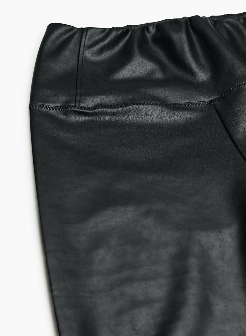 Wilfred Free Aritzia Daria Vegan Leather Black Pants Size Small