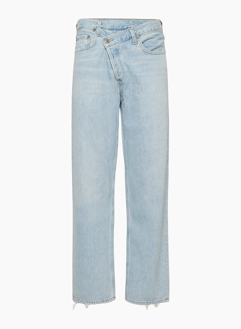 Hollister Women's Blue Jeans W/Pattern On Back Pockets. Size 27