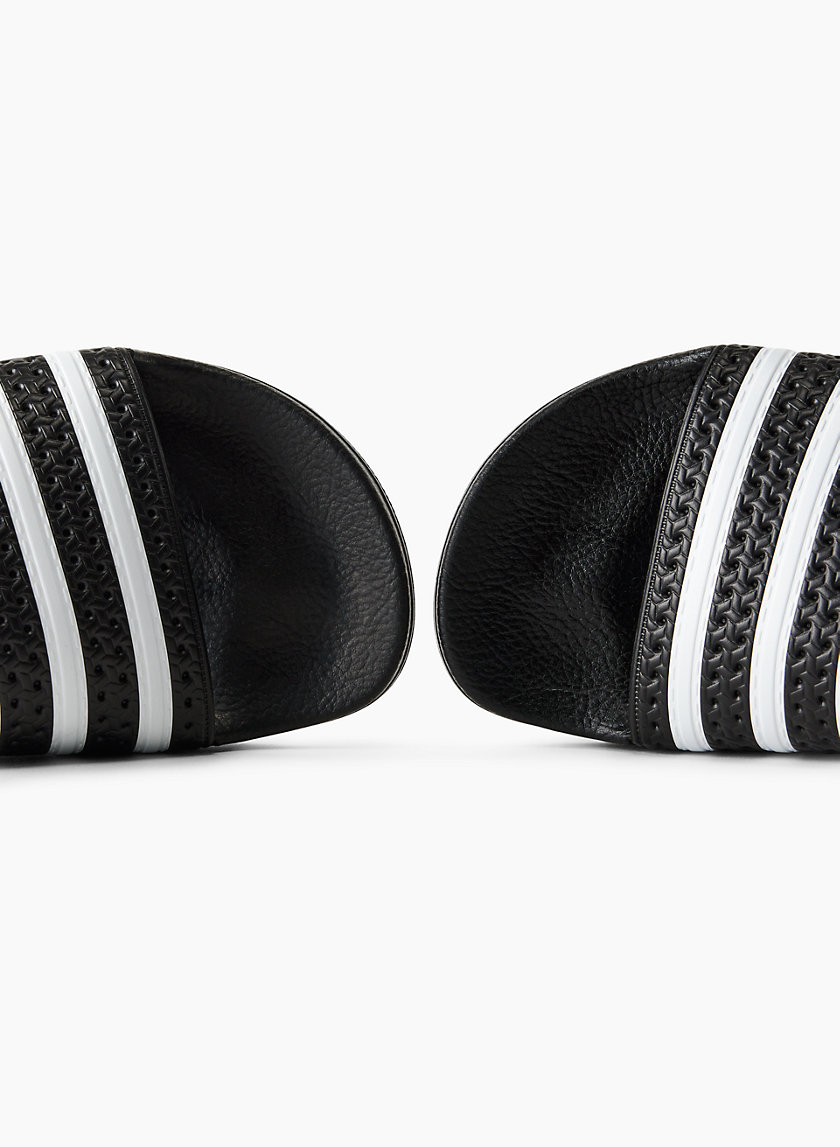 Aritzia deals adidas slides