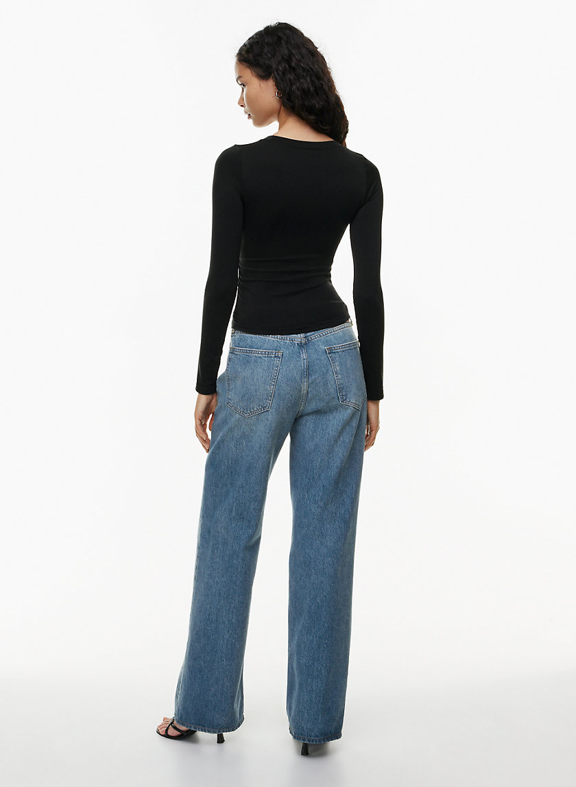 Seamless  Aritzia CA