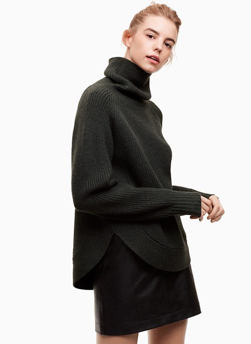 aritzia sweat