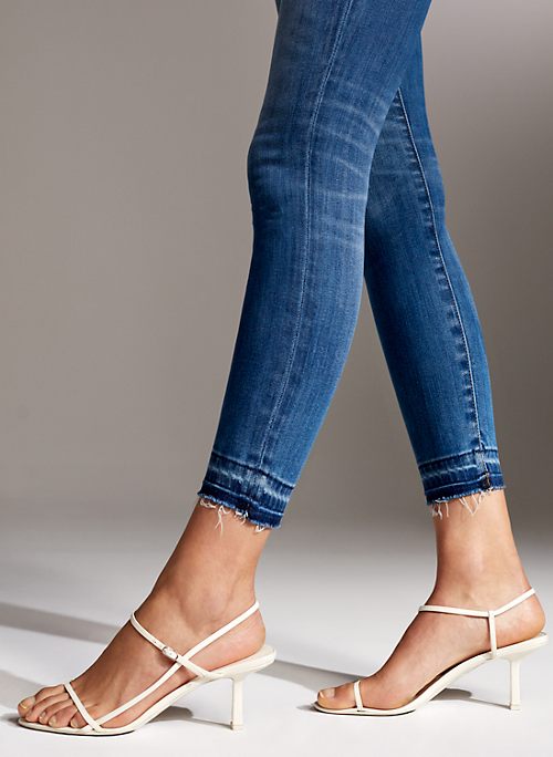 aritzia lola high crop