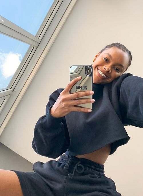 aritzia cropped sweatshirt