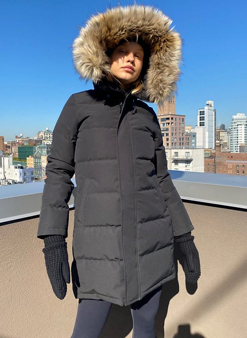 aritzia powder parka