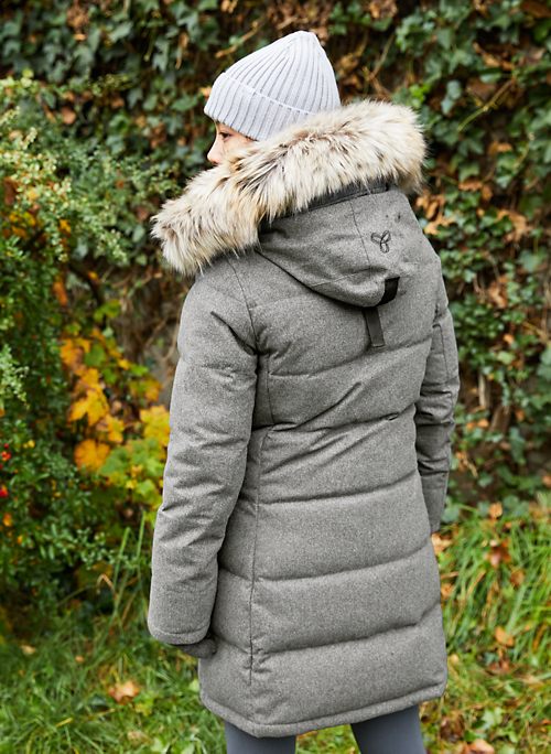 Tna THE POWDER PARKA™ | Aritzia CA