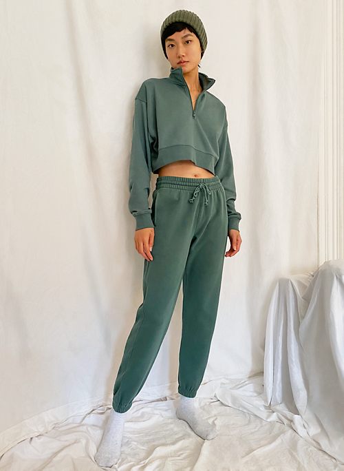 aritzia matching sweatsuit