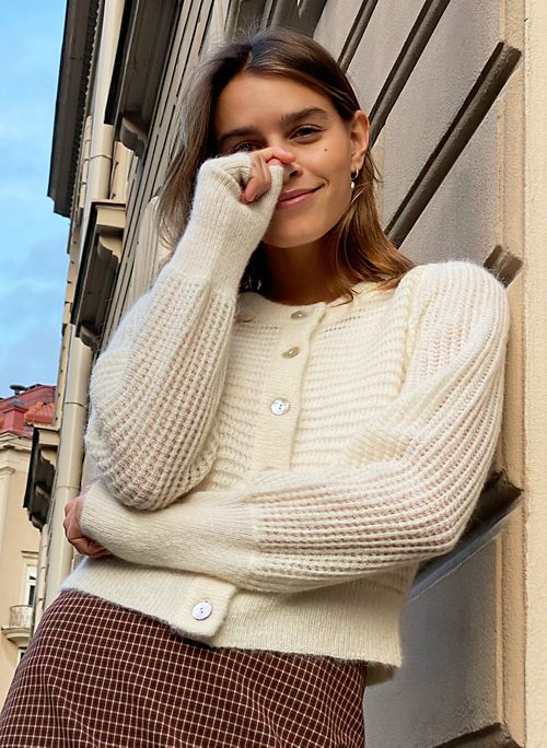 aritzia pink cardigan