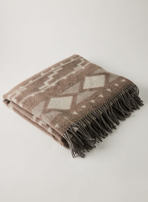Wilfred THE CLASSIC WOOL SCARF