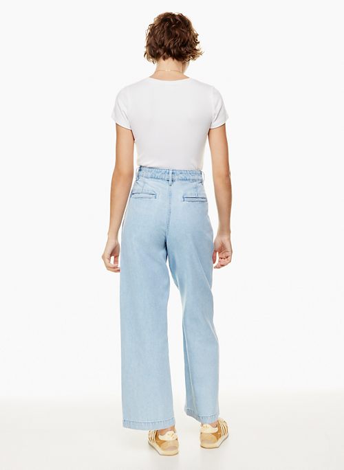 EMBARK JEAN - High-waisted pleated jeans