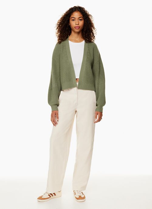 trying to talk myself out of buying the plunge cardigan in more colors, i  love how versatile it can be! (5'3, 34c) : r/Aritzia