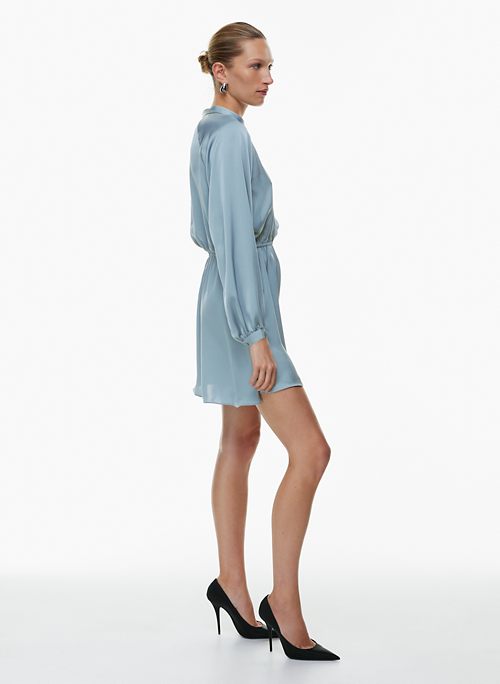 Shop Women's Dresses on Sale Aritzia CA