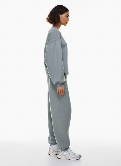 Sweatsuit Sets | Sweatshirt & Sweatpant Sets | Aritzia CA