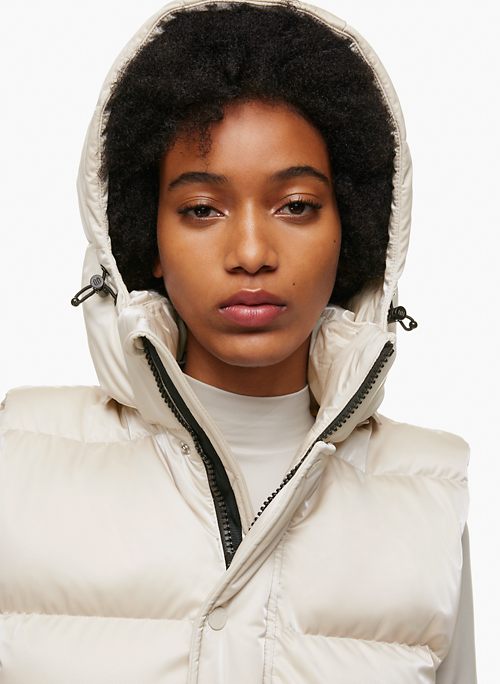 The Super Puff Vest | Puffer Vests for Women | Aritzia INTL