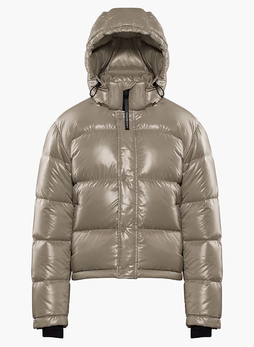 THE SUPER PUFF™ SHORTY - Cropped goose down puffer jacket made with Hi-Gloss fabric from France