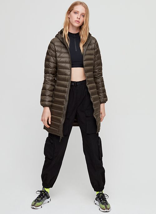 tna chalet puffer long