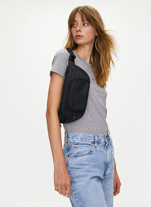 aritzia belt bag