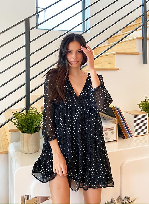 Dresses for Women | Midi, Mini & Wrap Dresses | Aritzia CA