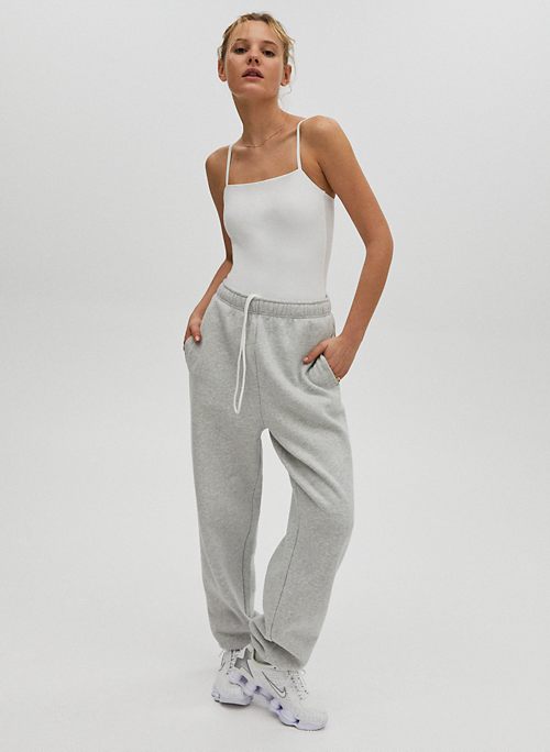 aritzia boyfriend jogger