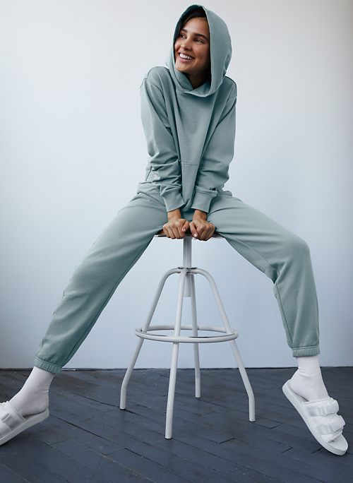Aritzia sweat suit Outlet