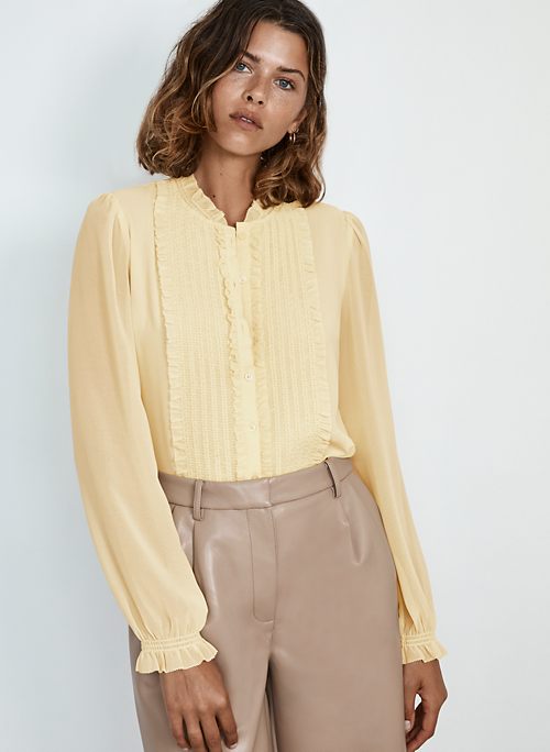 Shop New Women's Blouses | Aritzia CA