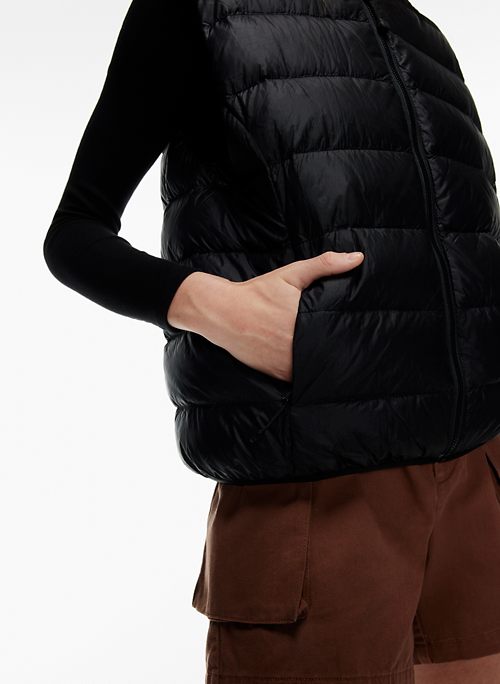 vest Aritzia CA