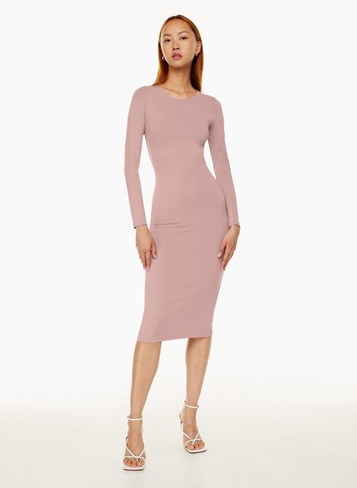 ✨The Contour Closet✨, 🔎: Curvy Barbie Midi Dress💖 Model is wearing a  size: 2X Has Stretch‼️🛍️ www.thecontourcloset.com #dress #pink #boutiq