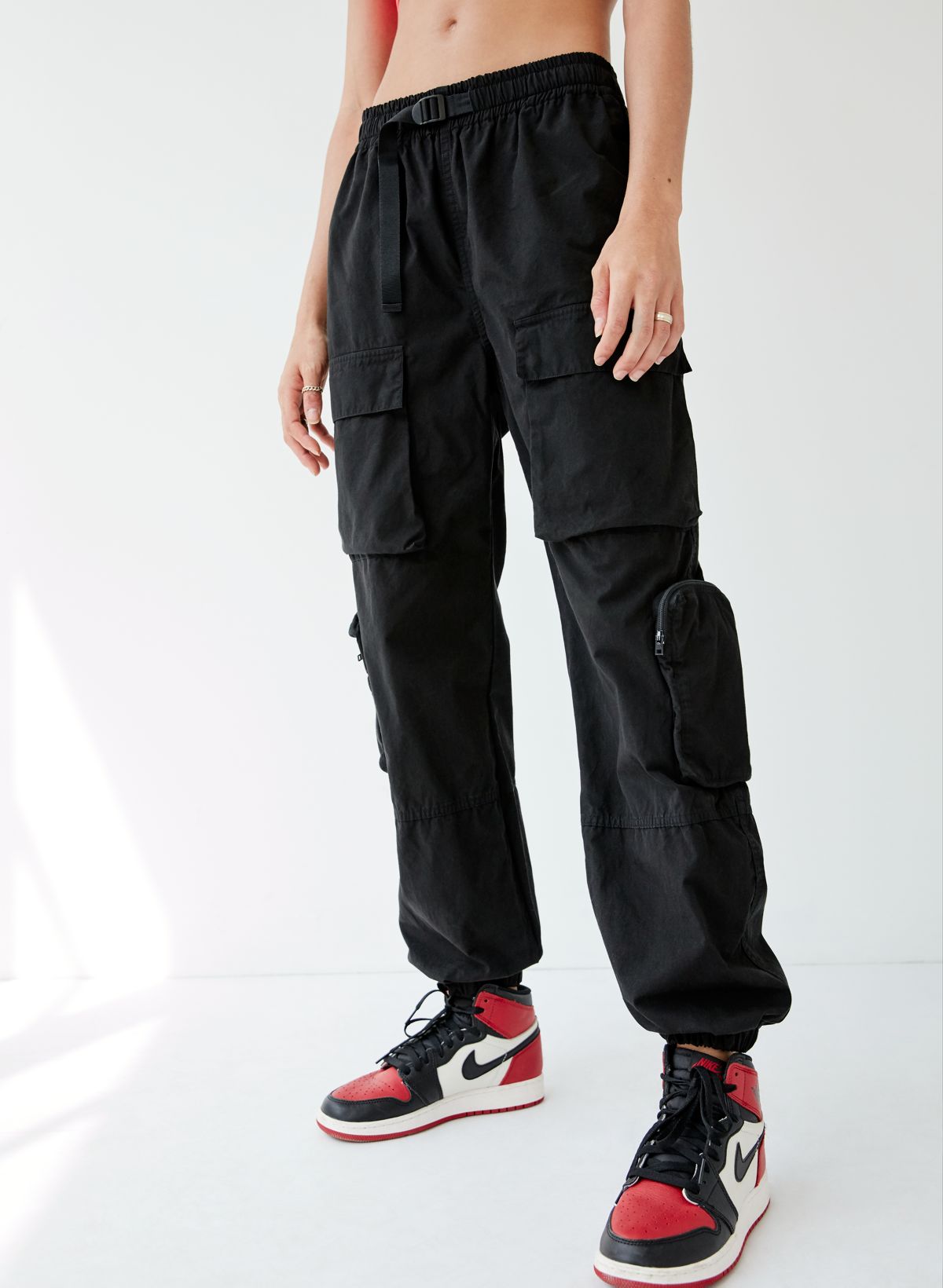 Elastic Waist Parachute Twill 3d Pocket Cargo Pants