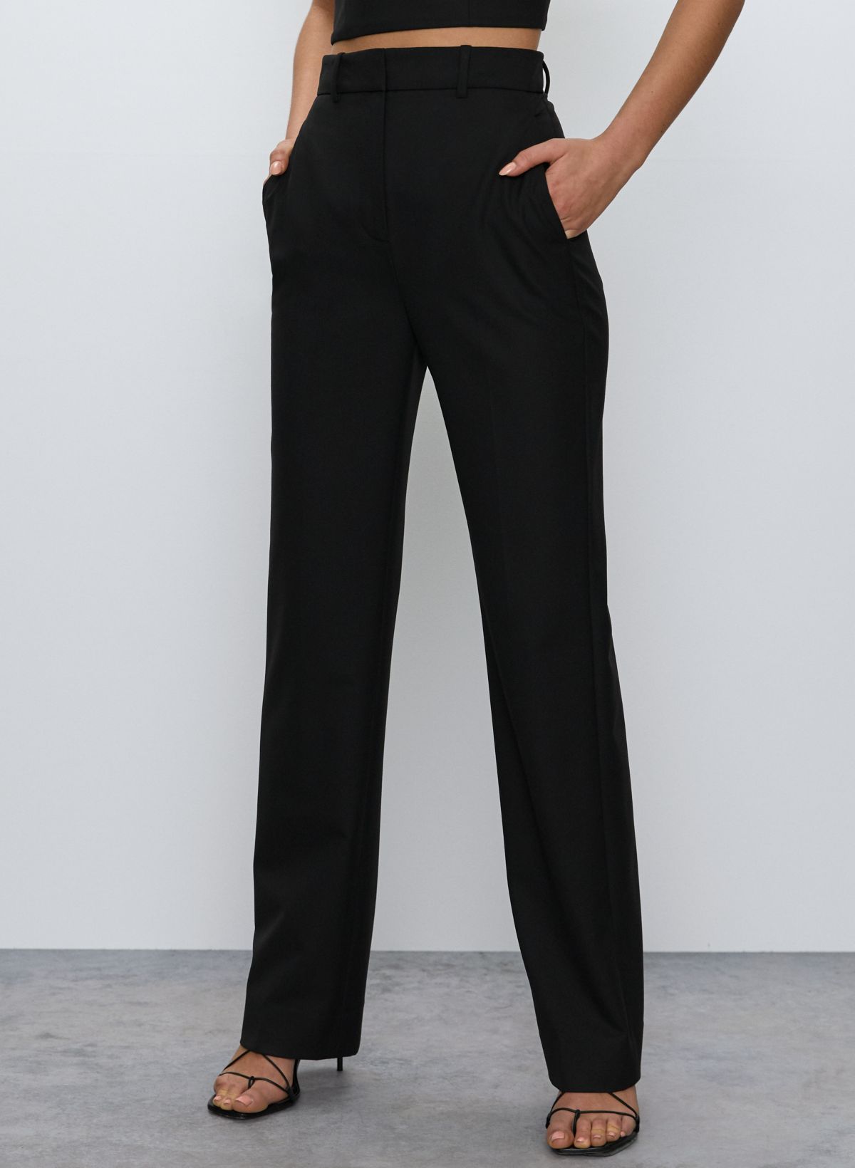 Aritzia hot sale black pants