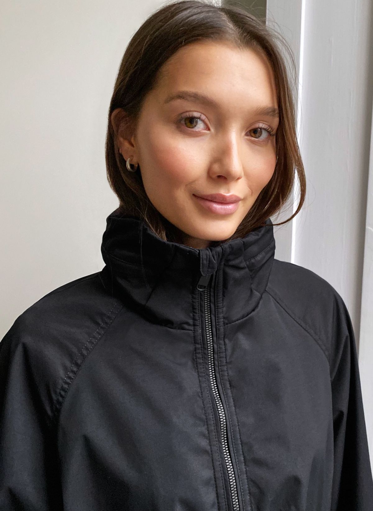 Aritzia hot sale rain jacket