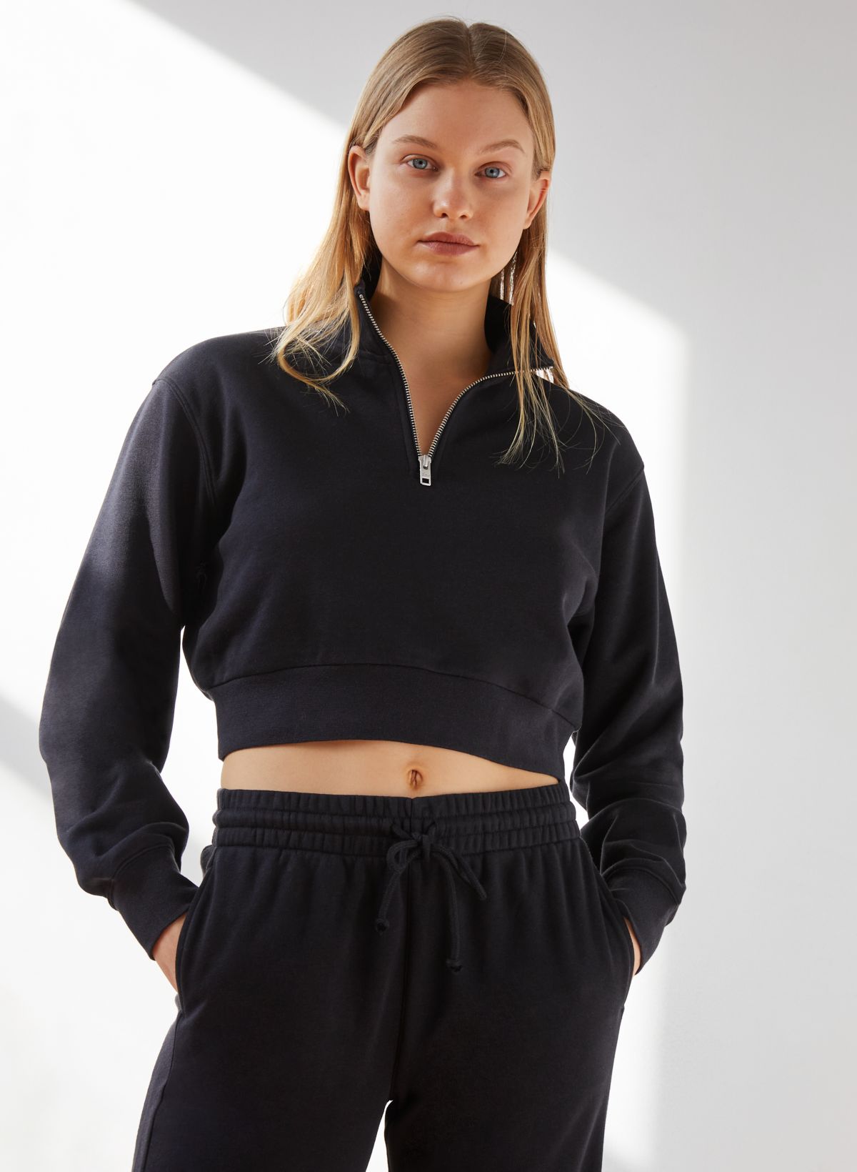 Tna AIRY FLEECE PERFECT 1 4 ZIP SWEATSHIRT Aritzia US