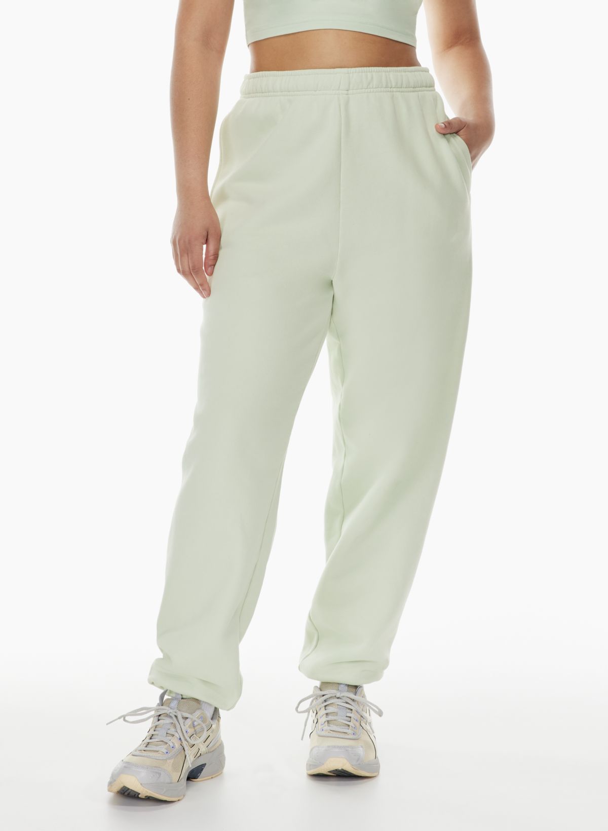 Tna COZY FLEECE MEGA SWEATPANT | Aritzia CA