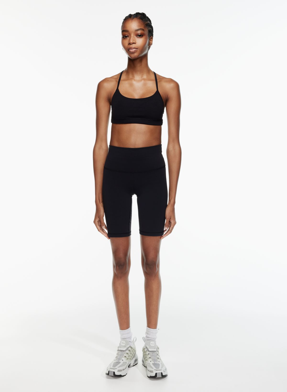 Fit Review! Aritzia TNAButter Atmosphere Hi-Rise 5 Short