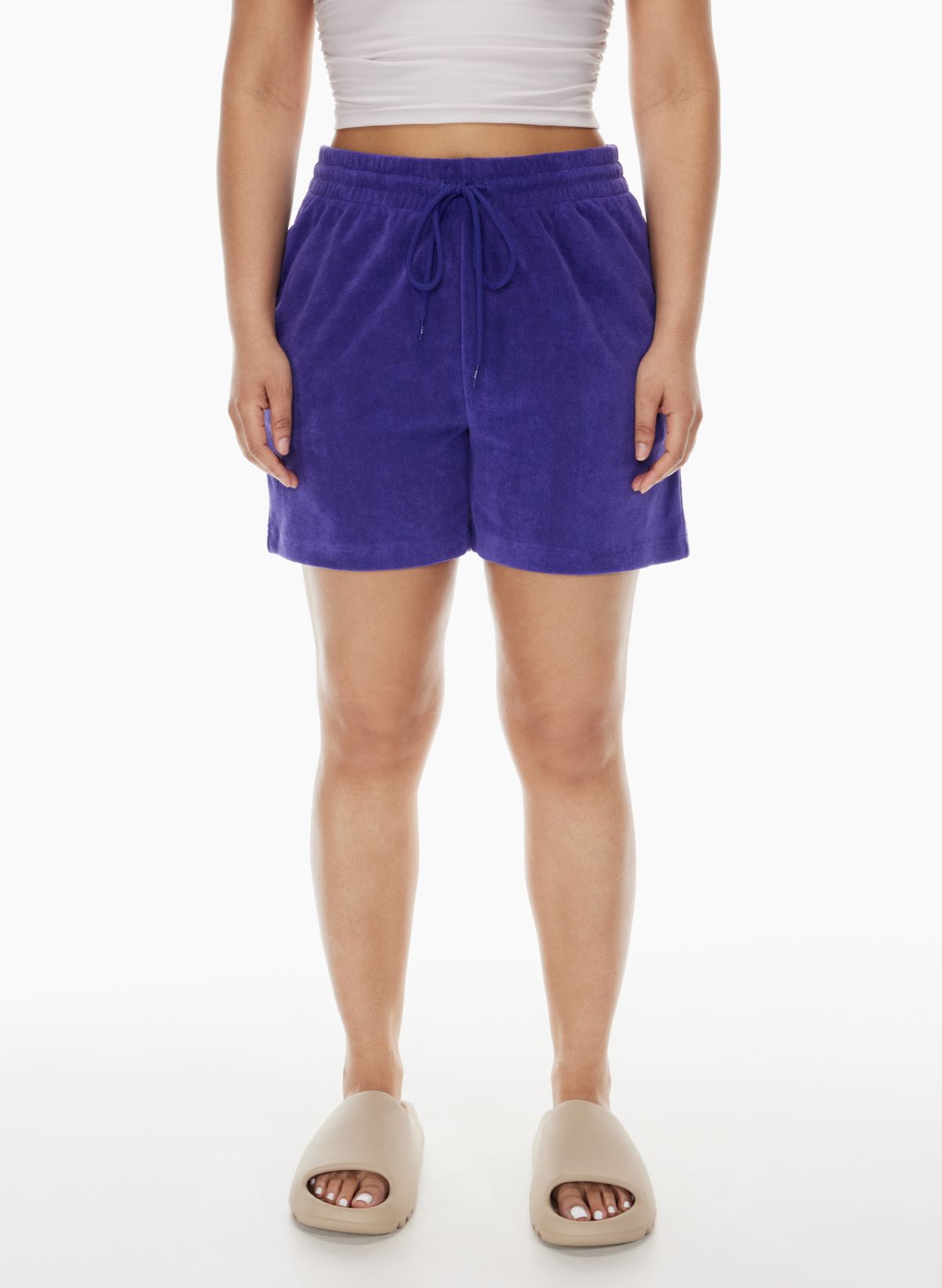 Aritzia TnaBUTTER 5” Shorts Styling & Review, Gallery posted by  yasminmoradi