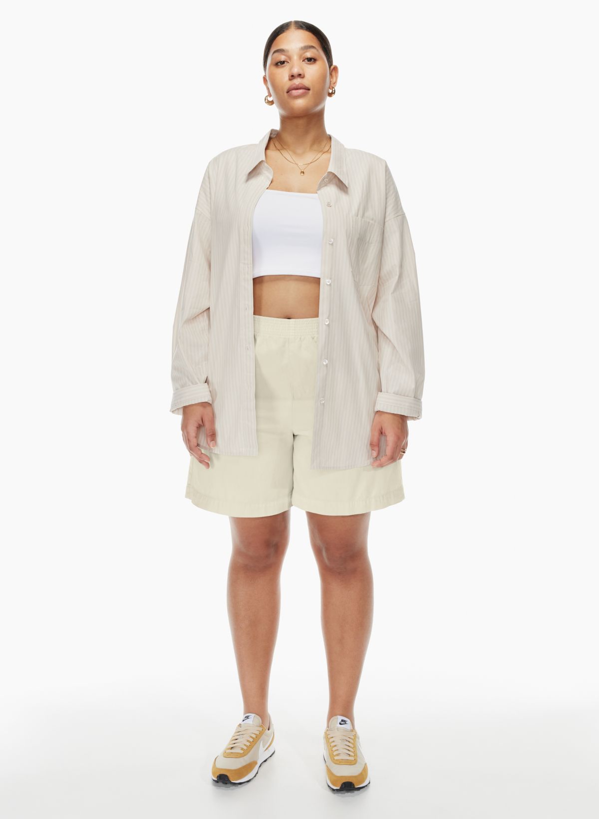 Aritzia hot sale white shorts