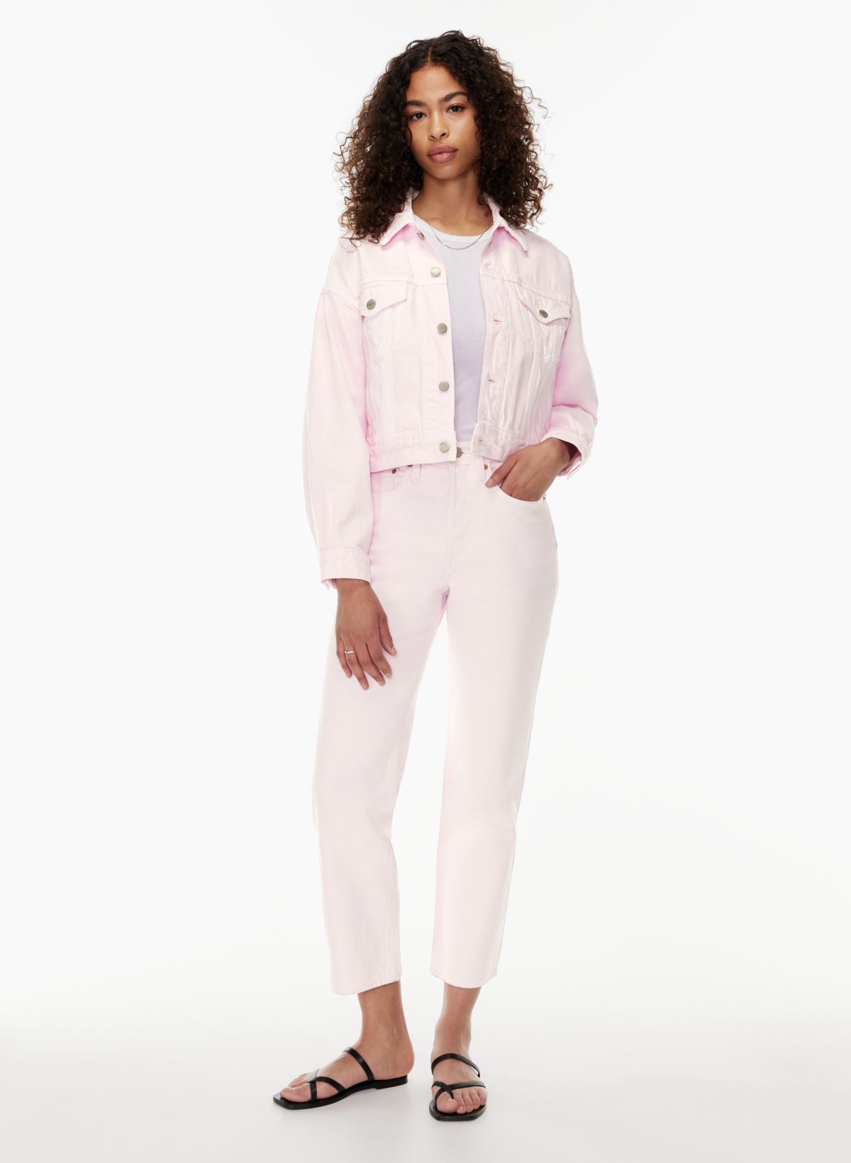 Forum THE BESSIE CROP DENIM JACKET | Aritzia US